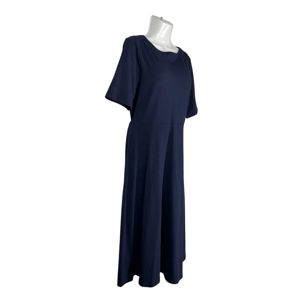 Croft & Barrow Dress Medium Navy Blue Short Sleeve Midi Stretch Casual Travel - Picture 2 of 9